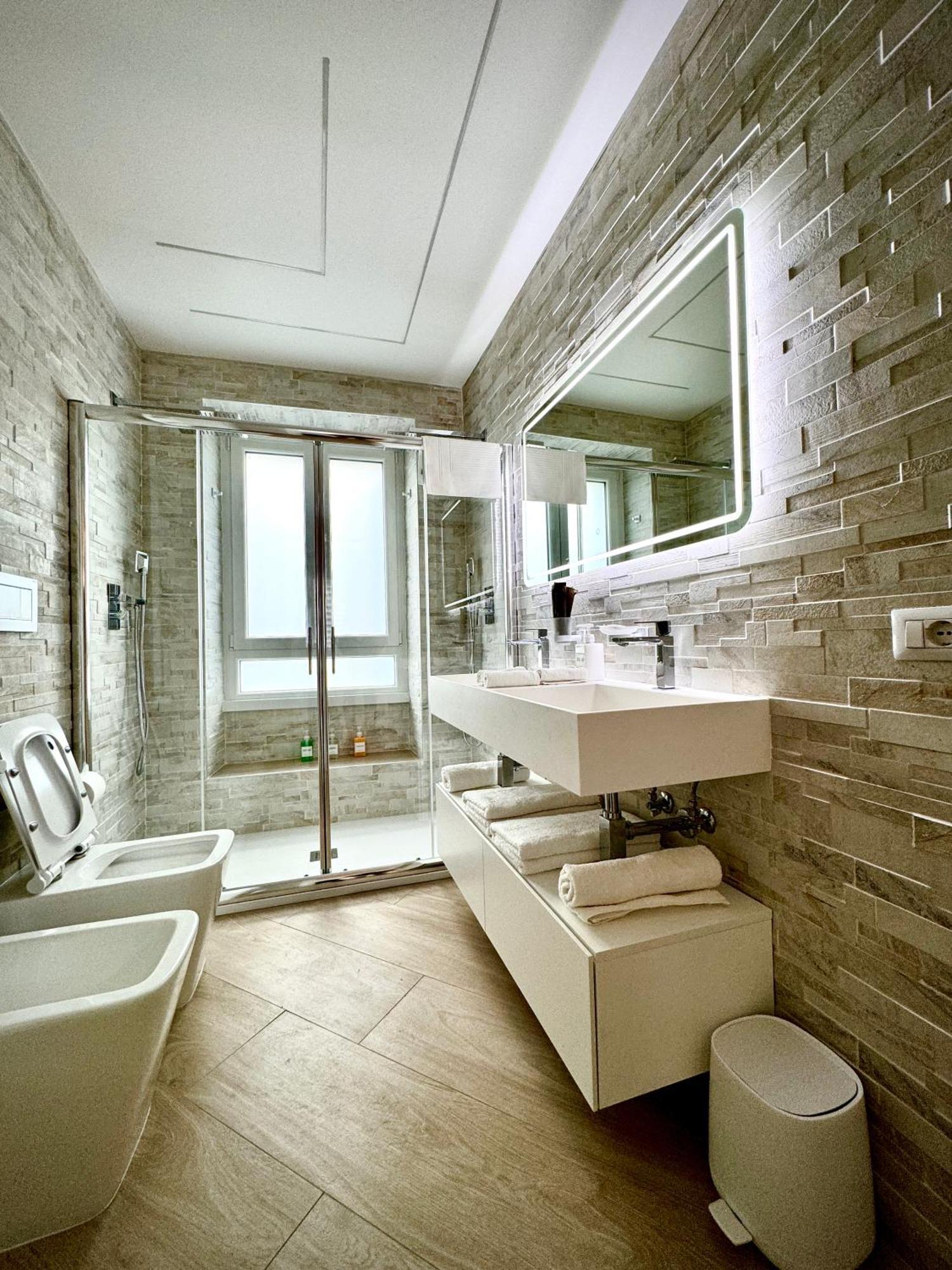 רומא Luxury Apartment Togliatti מראה חיצוני תמונה